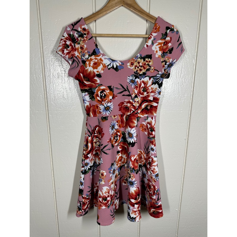Iris Dress Womens Medium Pink Floral Skater Fit & Flare Short Sleeve Mini 7893